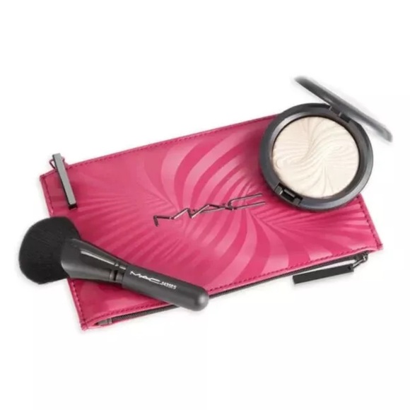 MAC - TRICK OF THE LIGHT EXTRA DIMENSION SKINFINISH KIT NEW! Collectible NIB - Picture 3 of 10